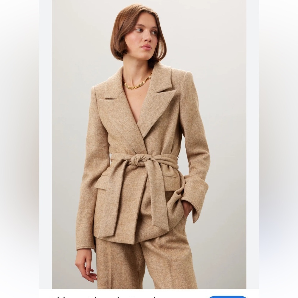 NWOT Favorite Daughter 'The Adrienne' belted  Blazer jacket Size L